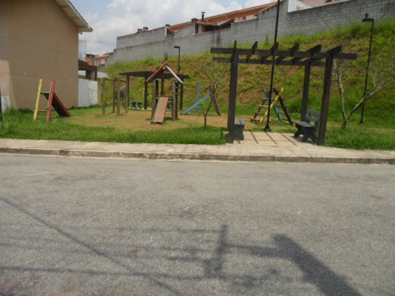 Sobrado em Parada de Taipas — foto 12