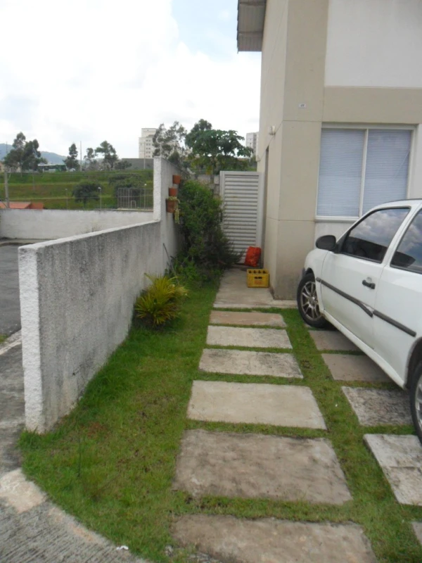 Sobrado em Parada de Taipas — foto 2