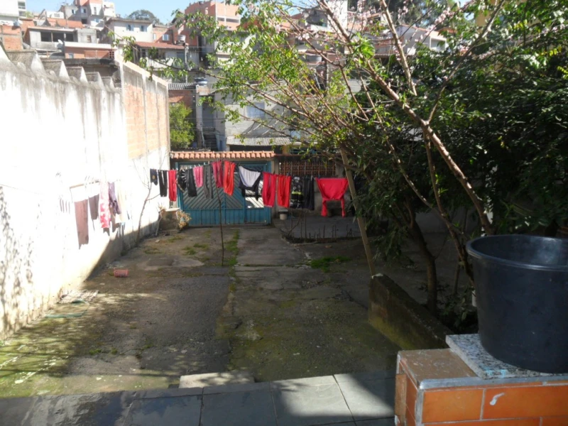 Sobrado em Parada de Taipas — foto 2