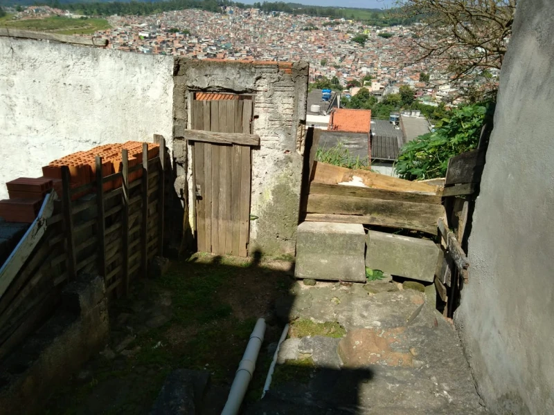 Casa em Perus — foto 20