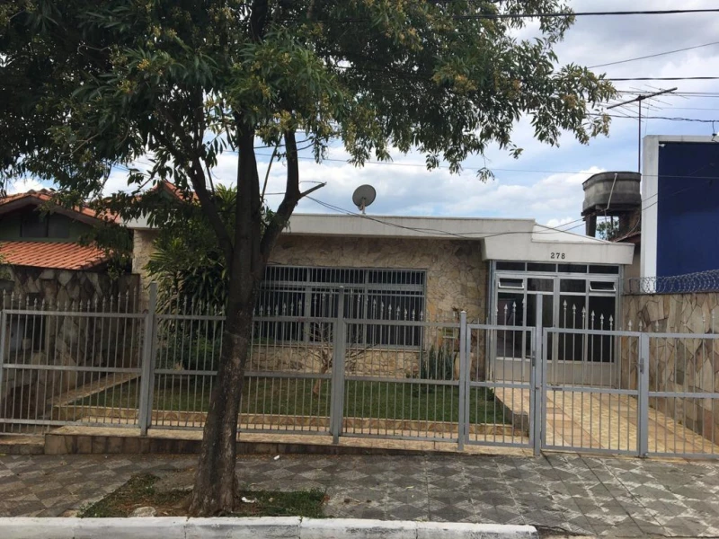 Casa em Perus — foto 1