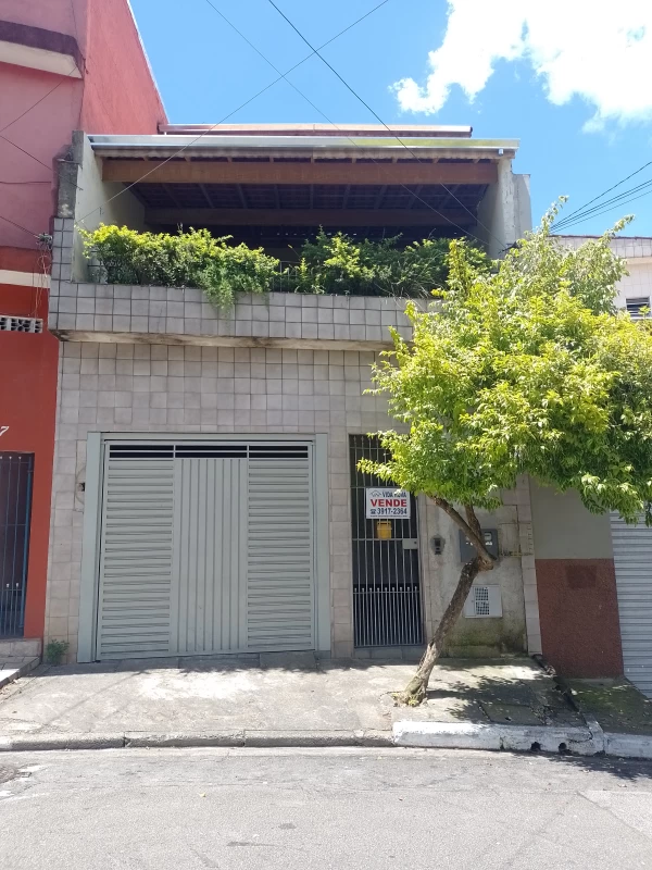 Sobrado em Jardim Adelfiore, São Paulo