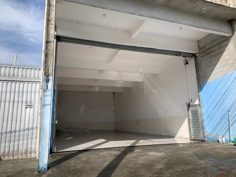 Salão em PERUS — foto 4