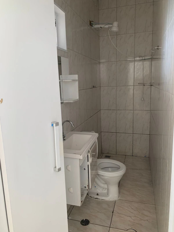 Salão em PERUS — foto 3