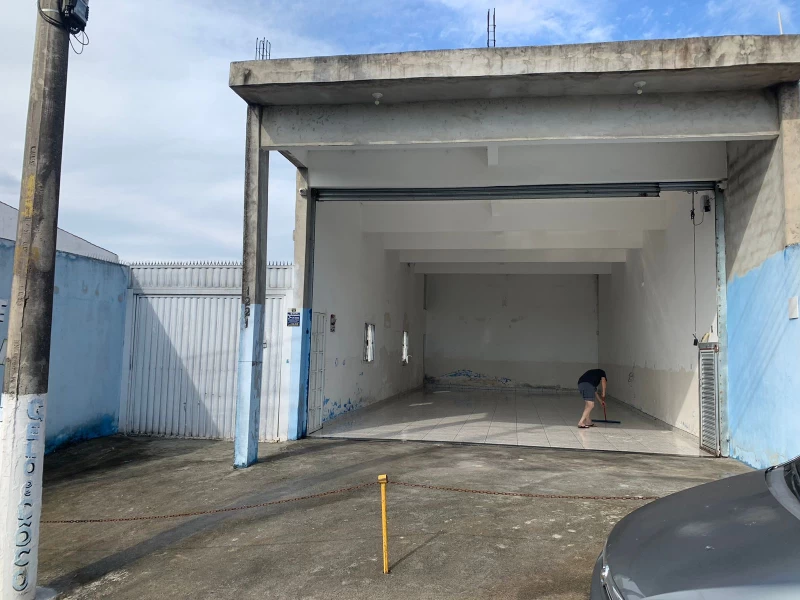 Salão em PERUS — foto 5