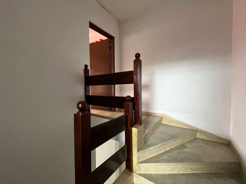 Casa em Jardim Britânia — foto 18
