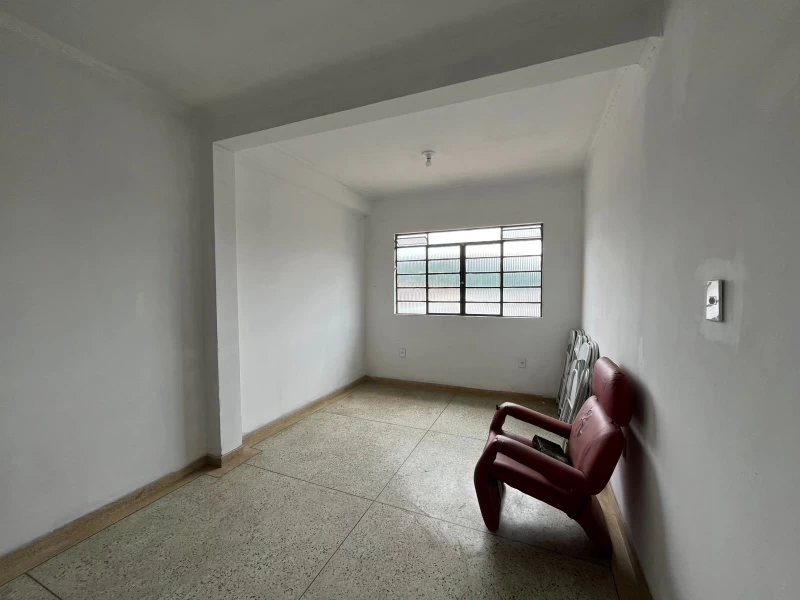 Casa em Jardim Britânia — foto 8