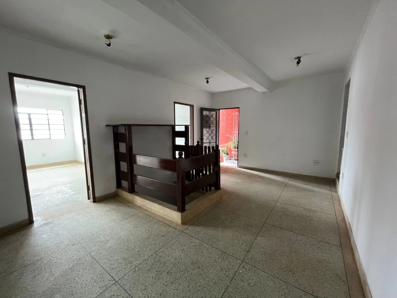 Casa em Jardim Britânia — foto 6