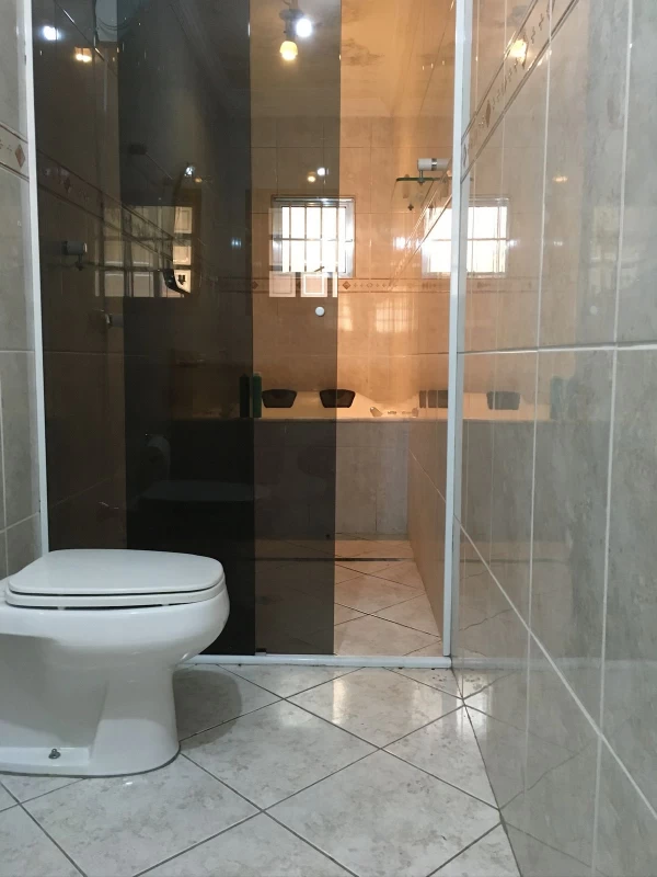 Sobrado em JD. BRITÂNIA — foto 8