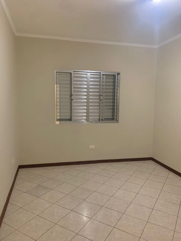 Sobrado em JD. BRITÂNIA — foto 35