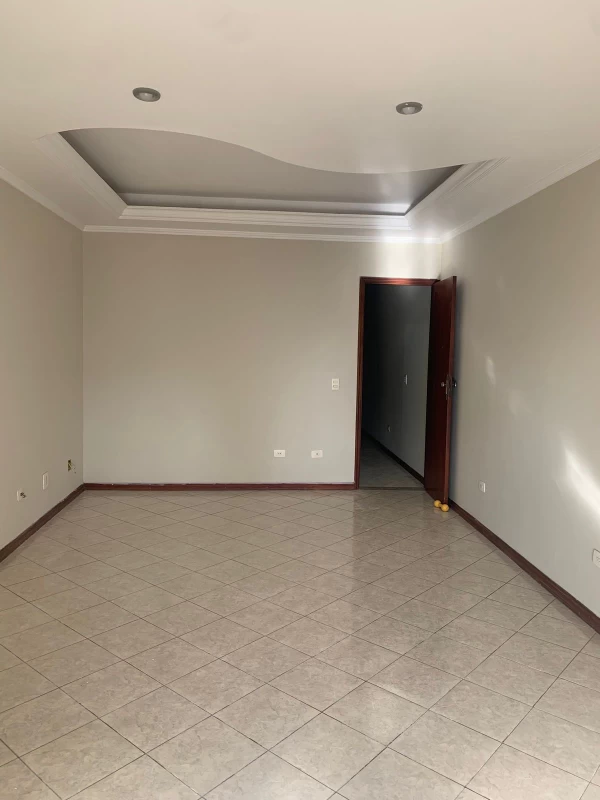 Sobrado em JD. BRITÂNIA — foto 36